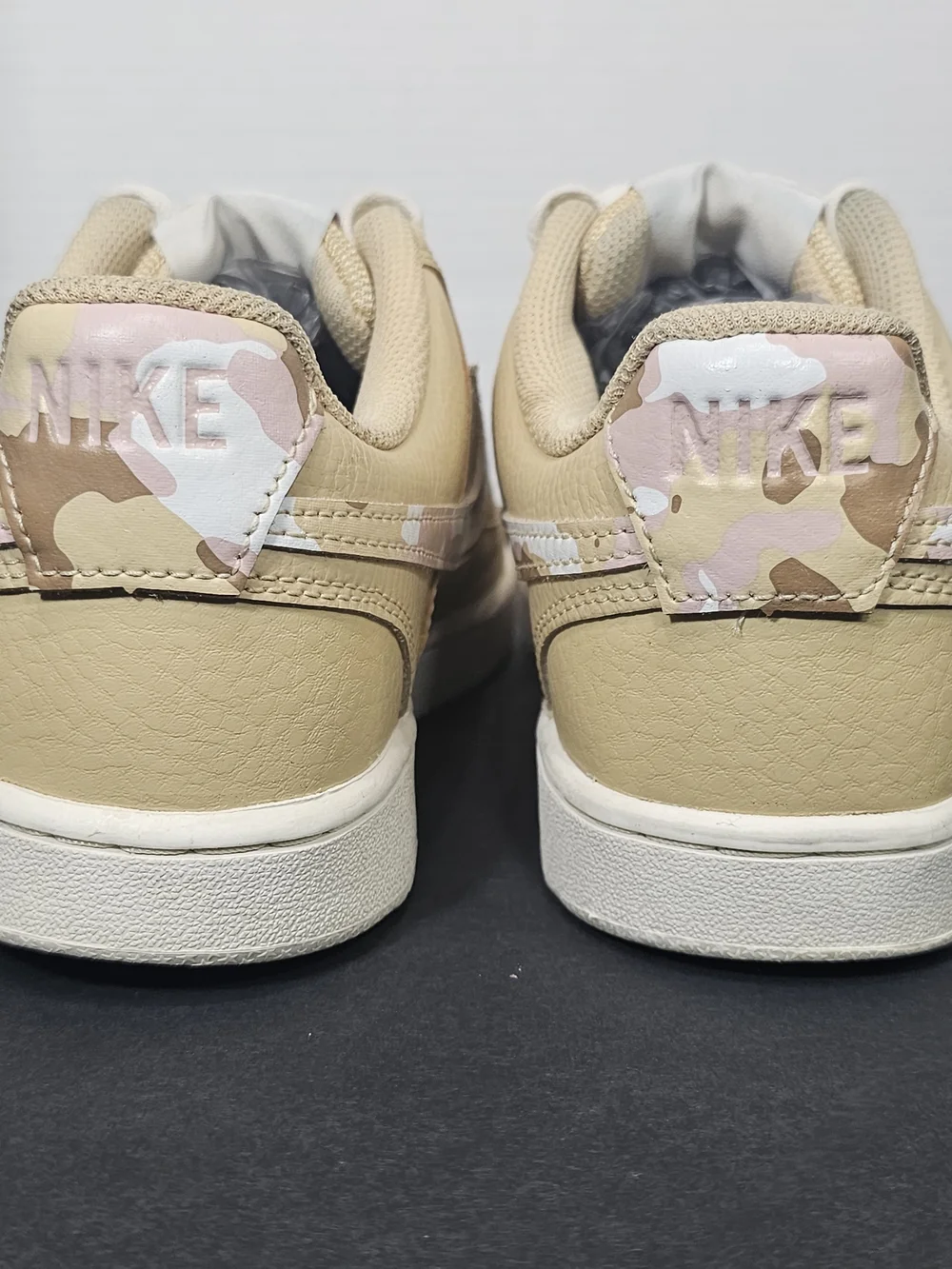 Nike classic low